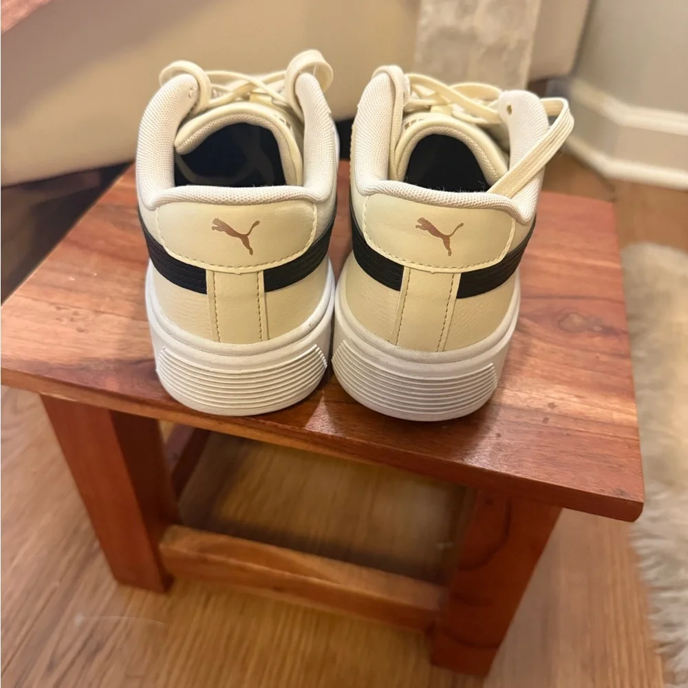 Puma White and Black Platform Sneakers - Picture 4 of 6